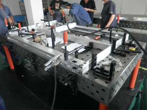 铸铁三维柔性焊接平台